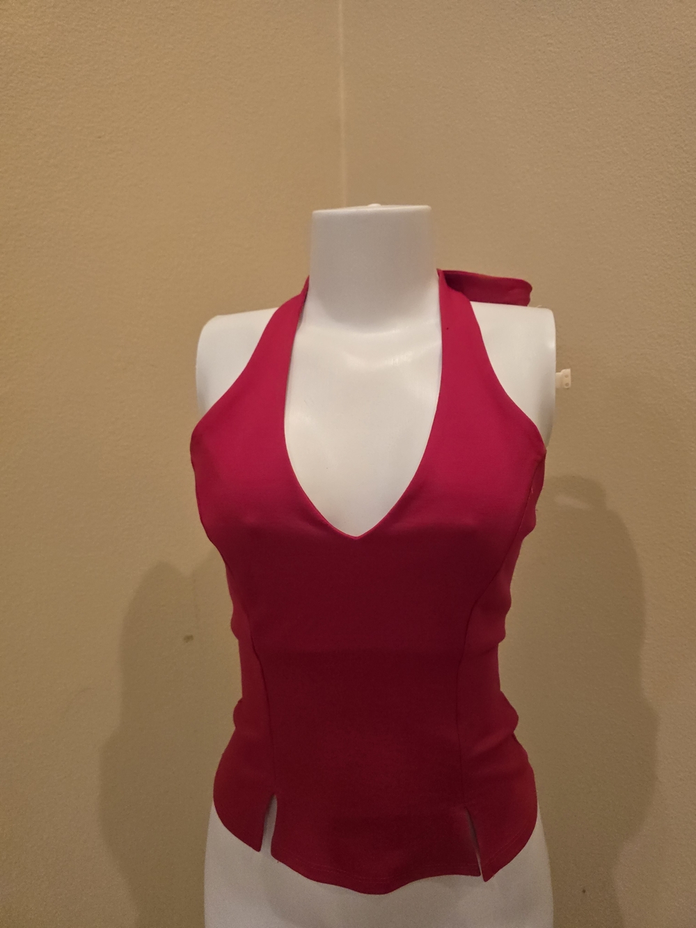 Brand New! Women’s Fuchsia Halter V-Neck Top